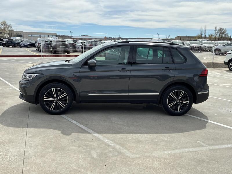 VOLKSWAGEN Tiguan Life 2.0 TDI AT7
