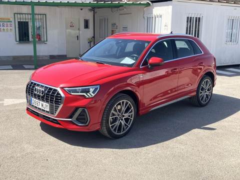 AUDI Q3 45 TFSI e S line 1.4 TFSI